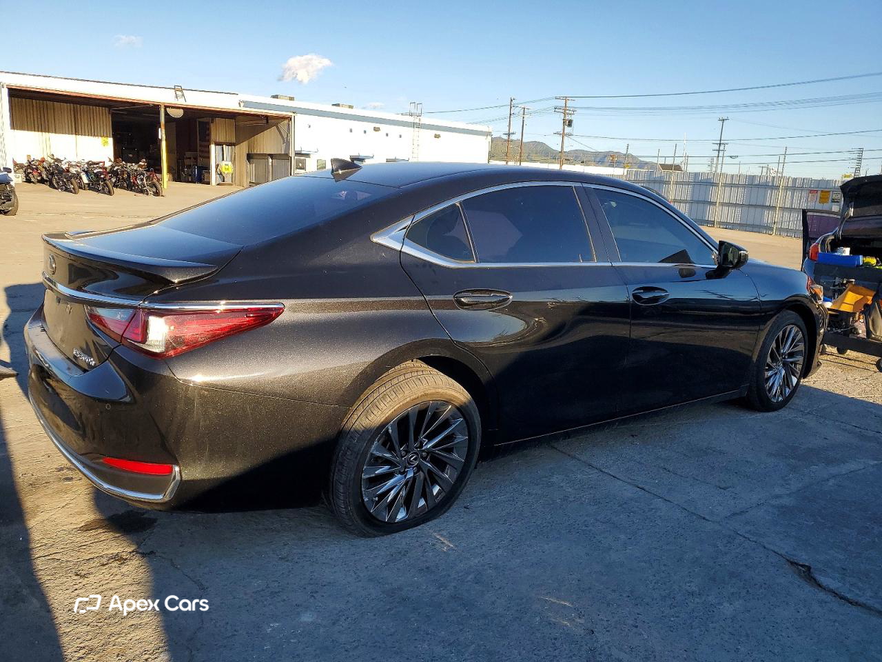 Lexus ES 2024