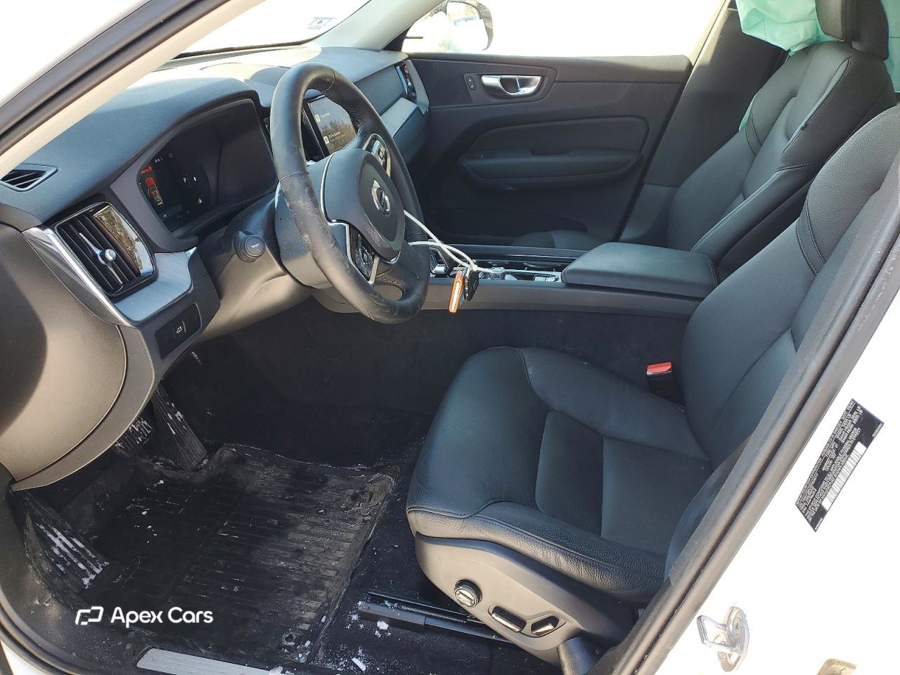 Volvo XC60 2025