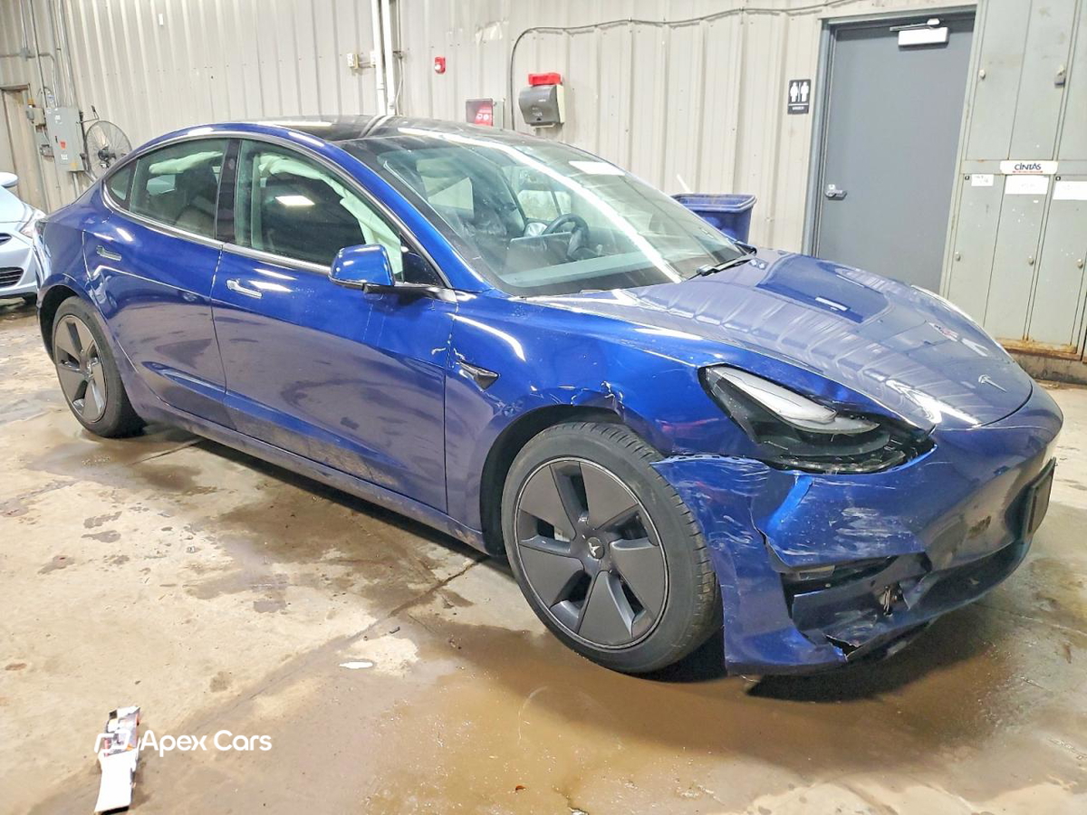 Tesla Model 3 2021