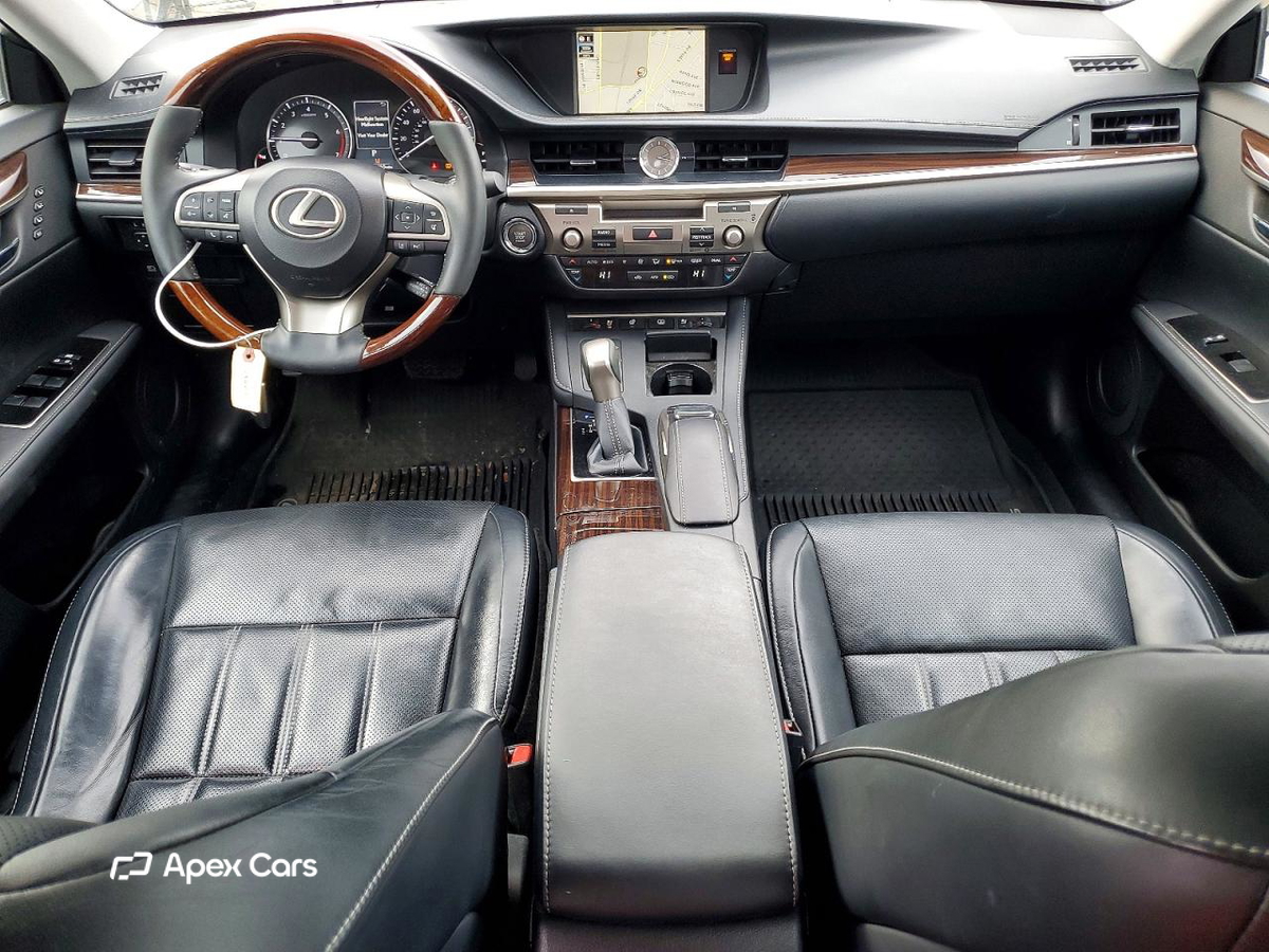 Lexus ES 2017