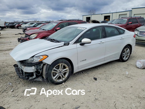 Ford Fusion 2018 - Image 1 of 13