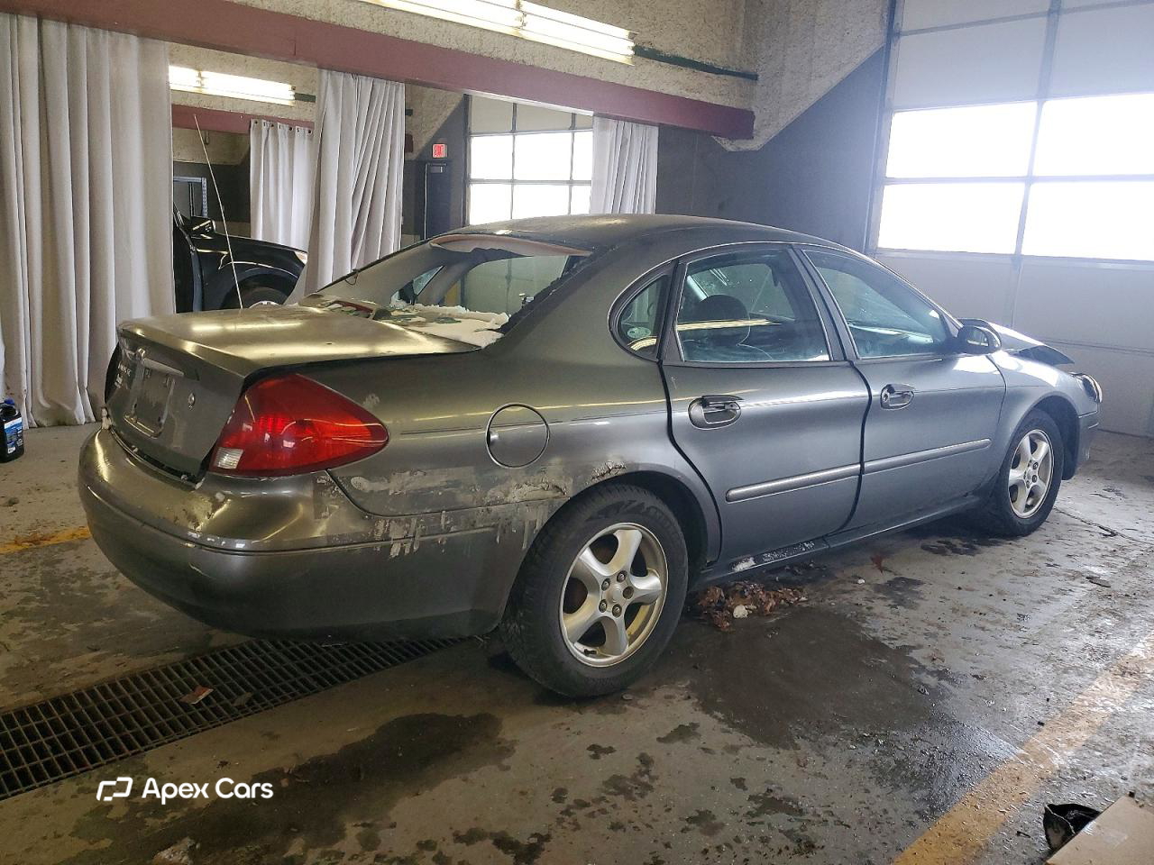Ford Taurus 2002