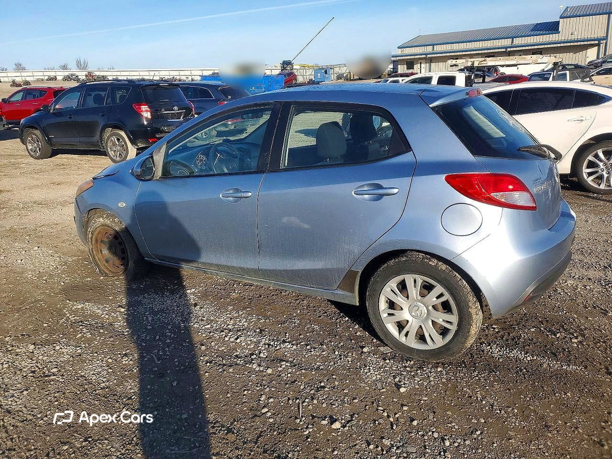 Mazda 2 2013