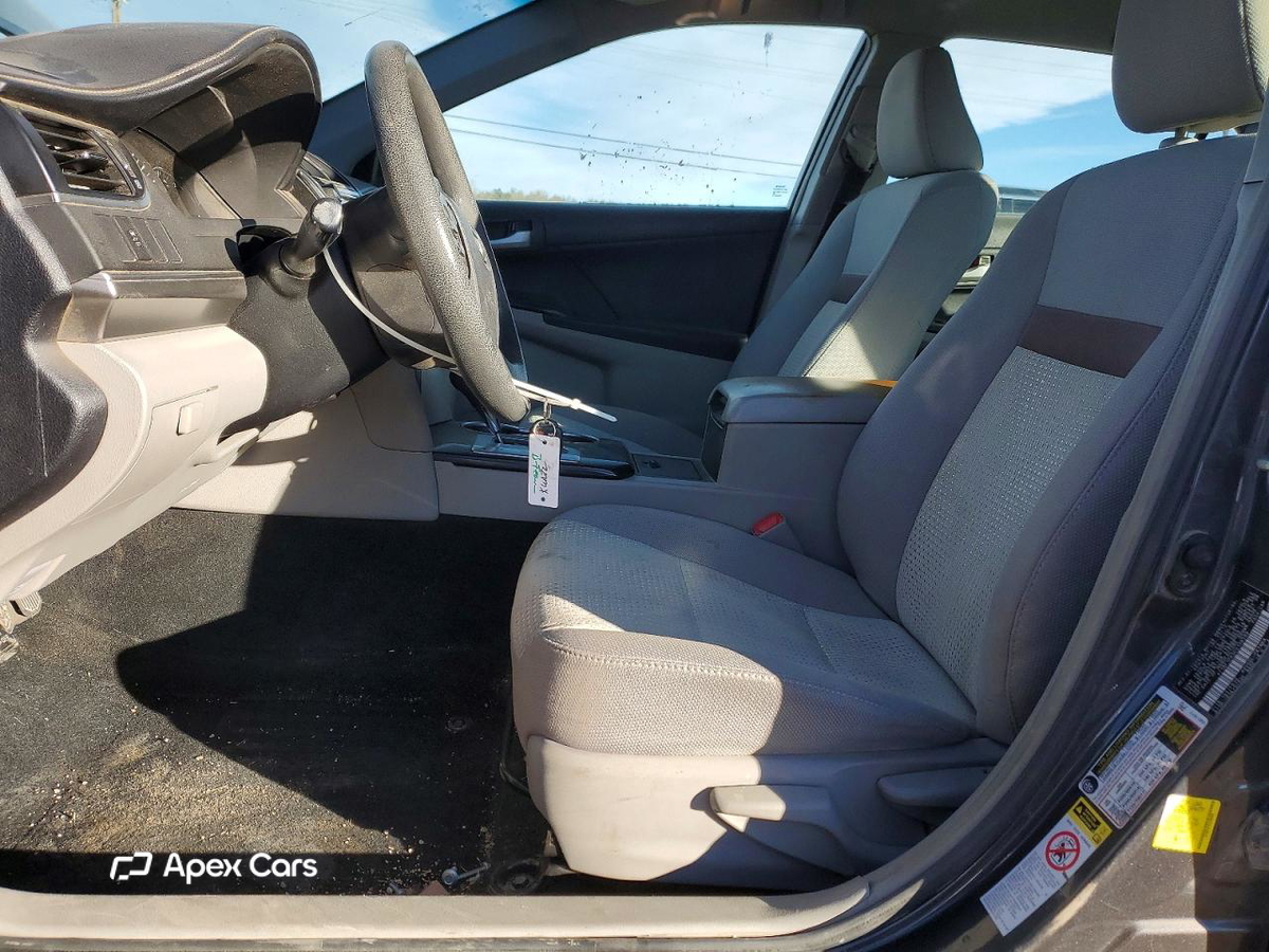 Toyota Camry 2012