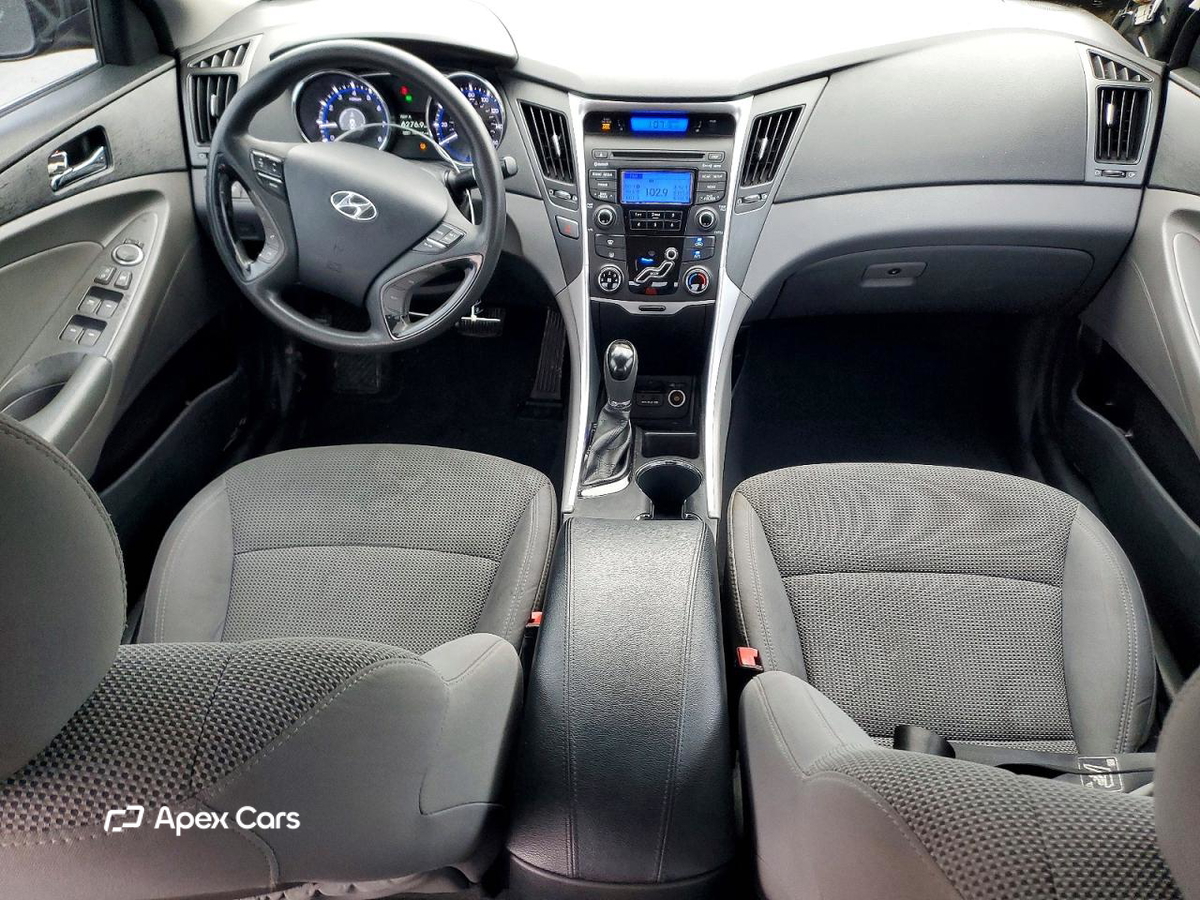 Hyundai Sonata 2013