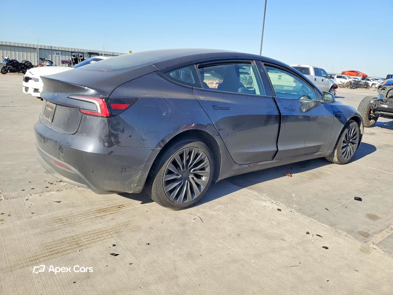 Tesla Model 3 2024