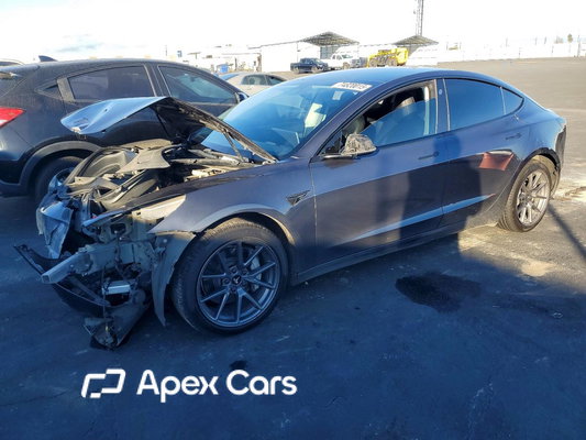 Tesla Model 3 2021 - Image 1 of 13