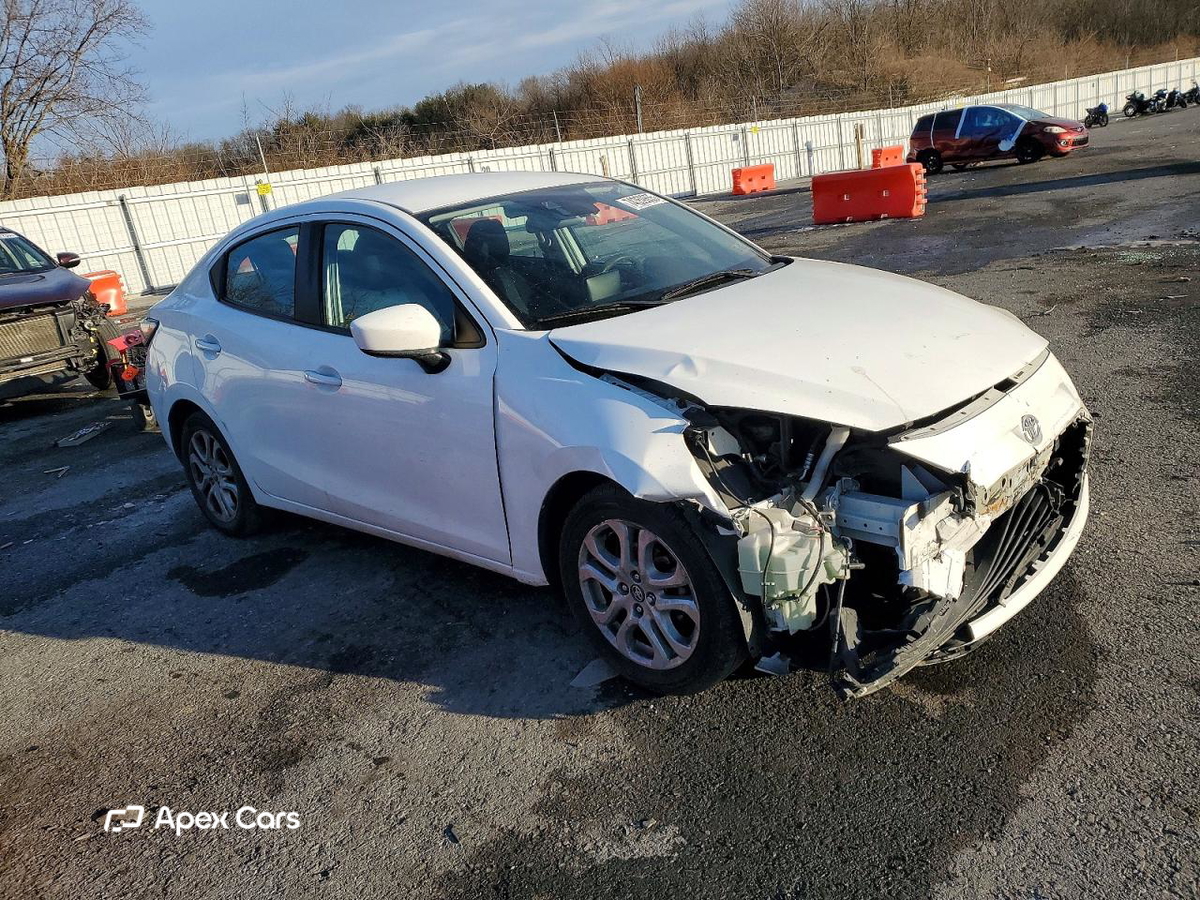 Toyota Yaris 2017