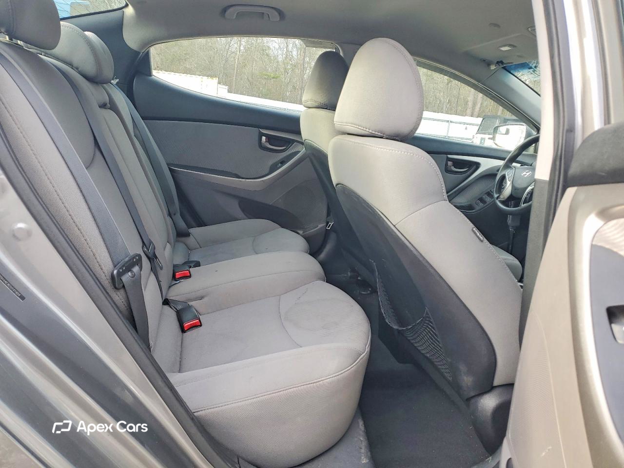 Hyundai Elantra 2012