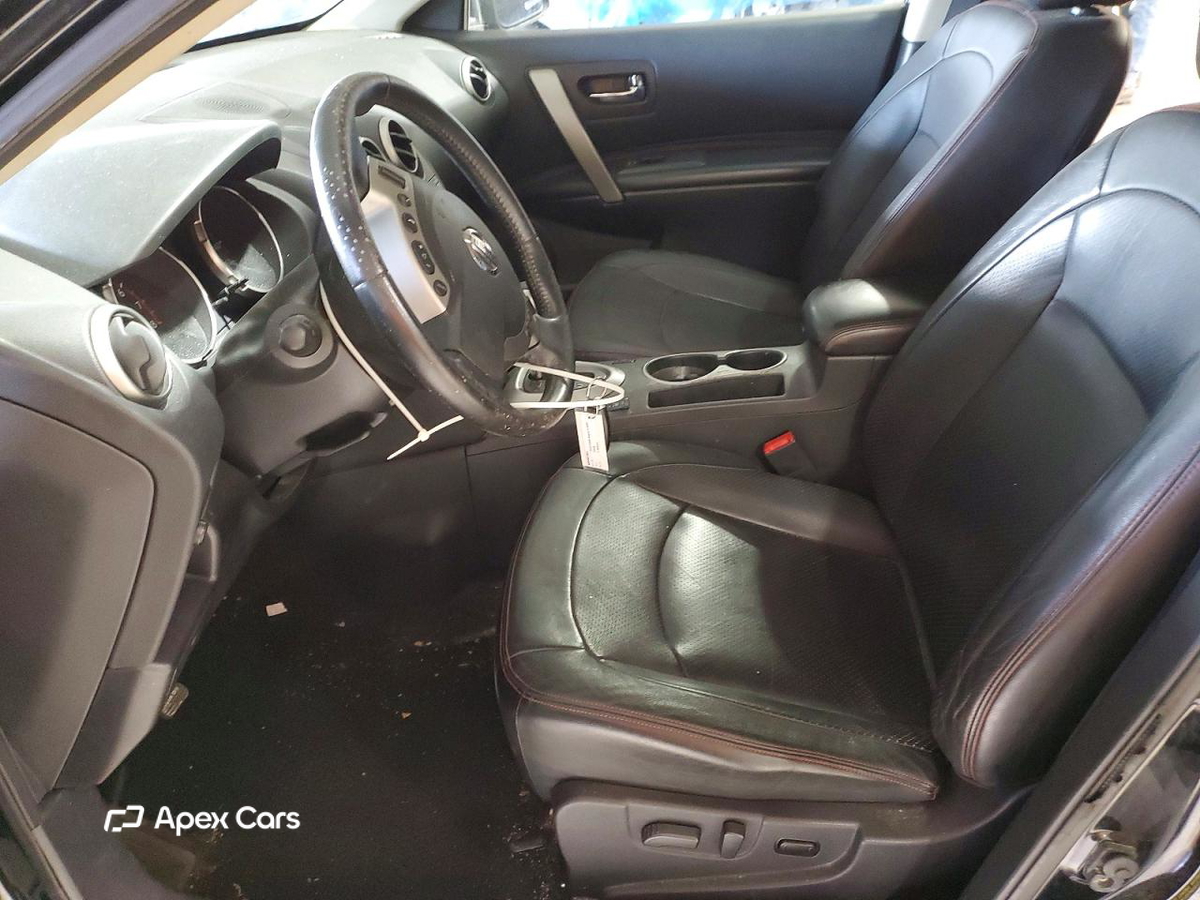 Nissan Rogue 2010