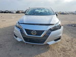 Nissan Versa 2020