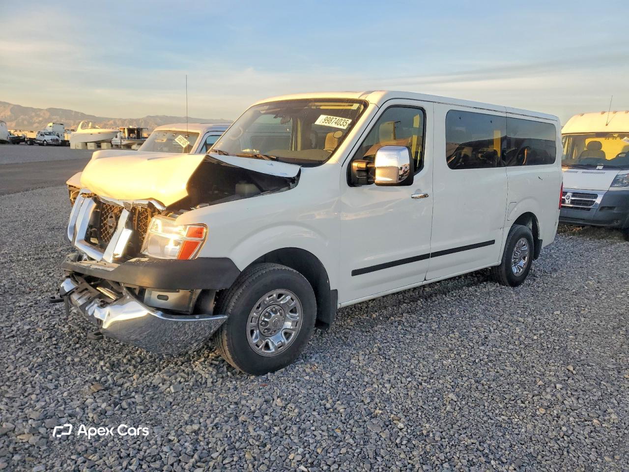 Nissan NV 2016