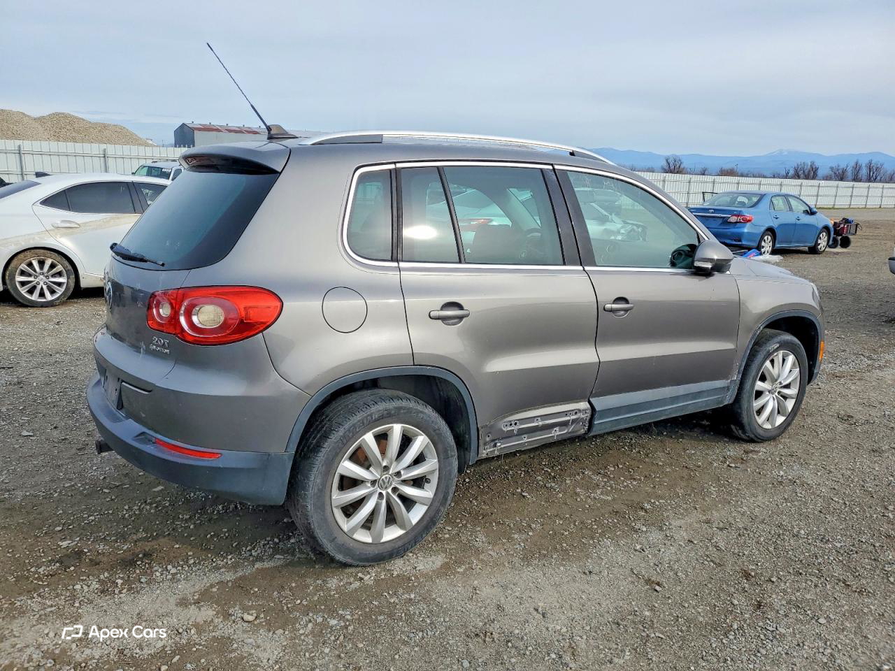 Volkswagen Tiguan 2011