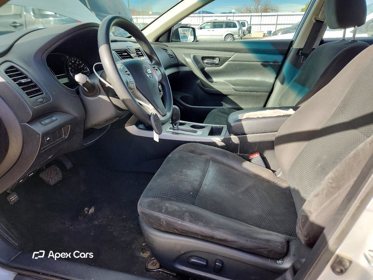 Nissan Altima 2015