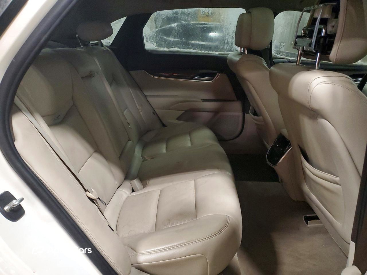 Cadillac XTS 2013