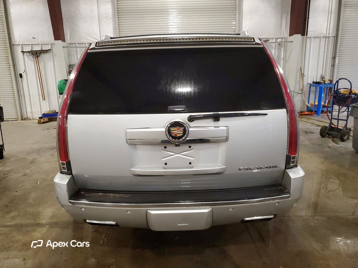 Cadillac Escalade 2014