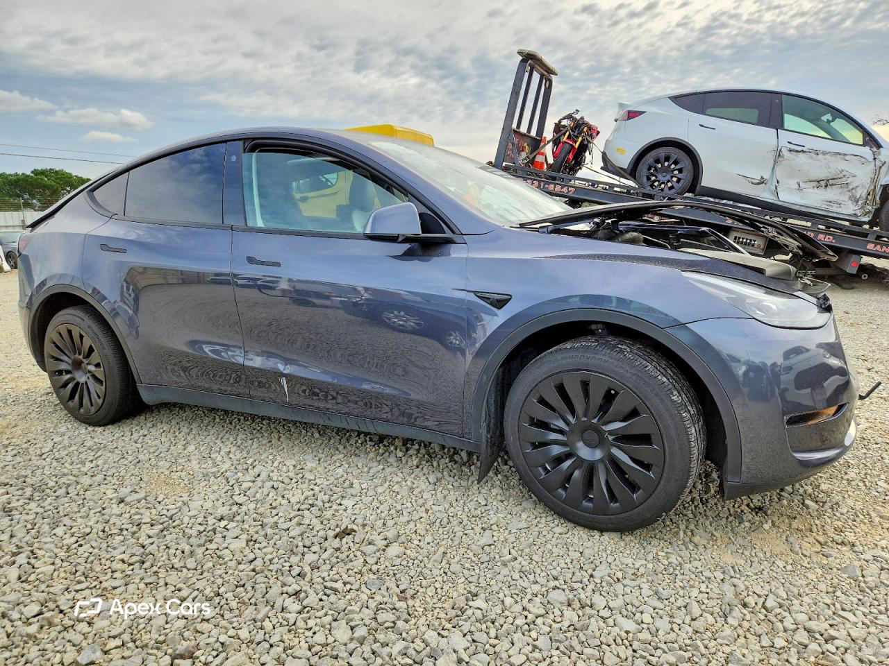 Tesla Model Y 2023