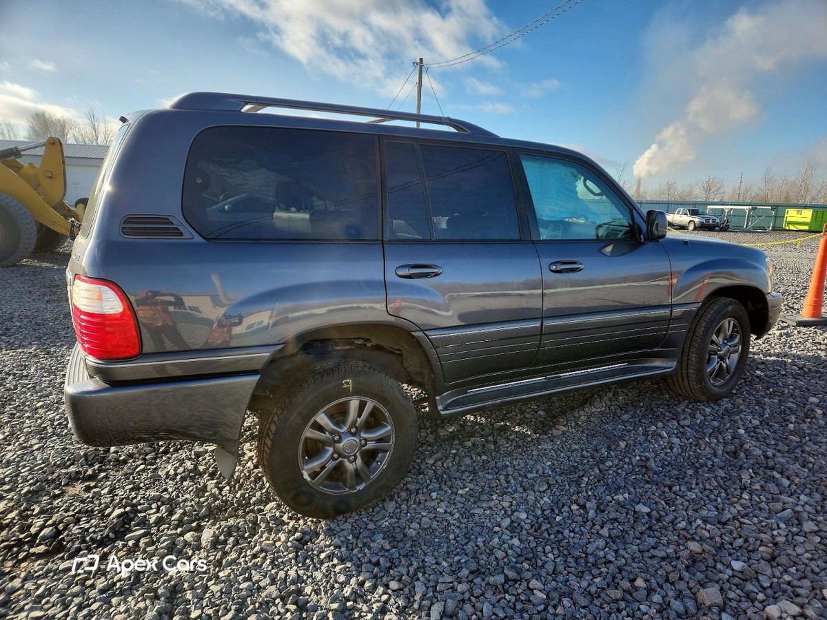 Lexus LX 2005