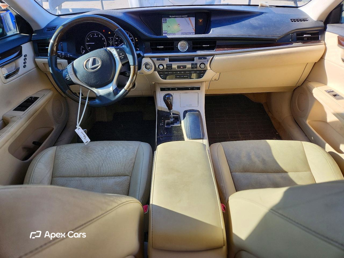 Lexus ES 2013