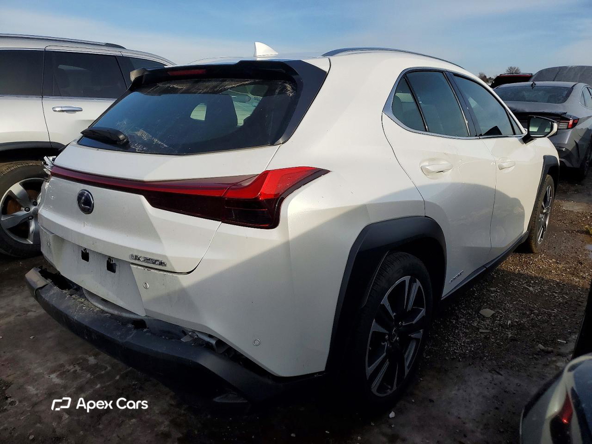 Lexus UX 2020