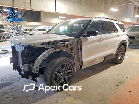 Ford Explorer 2025 - Image 1 of 14
