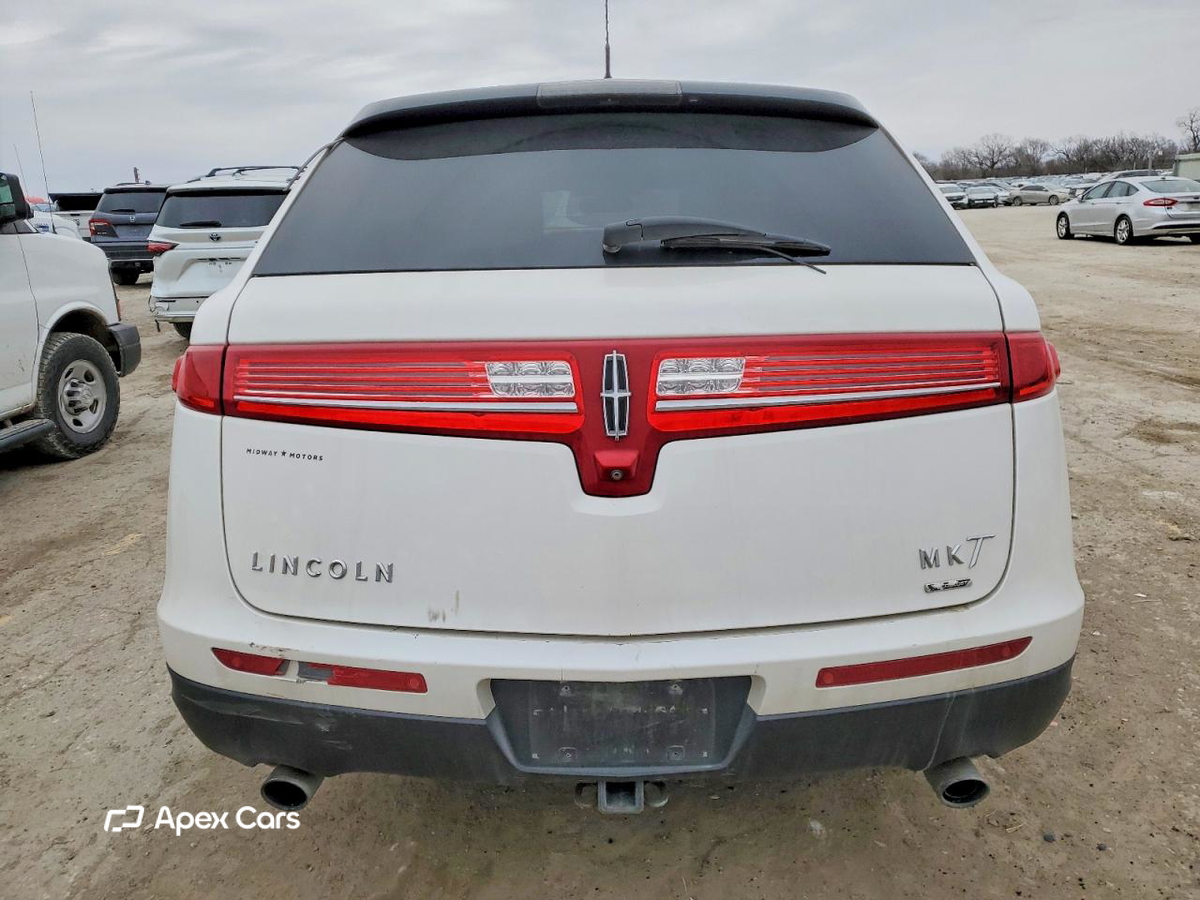 Lincoln MKT 2015