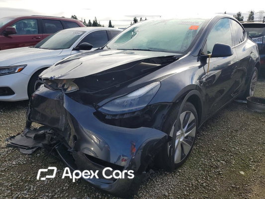 Tesla Model Y 2024 - Image 1 of 13
