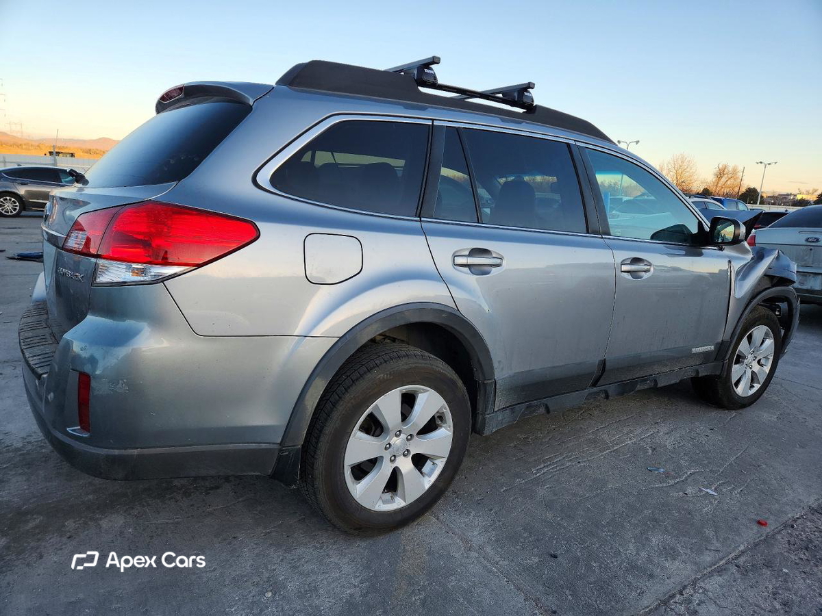 Subaru Outback 2010