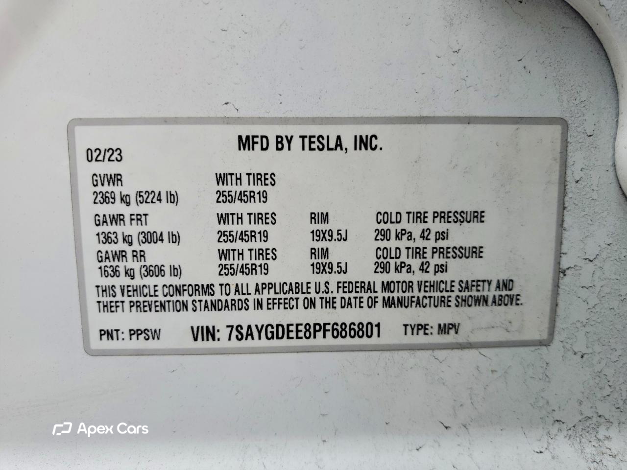 Tesla Model Y 2023