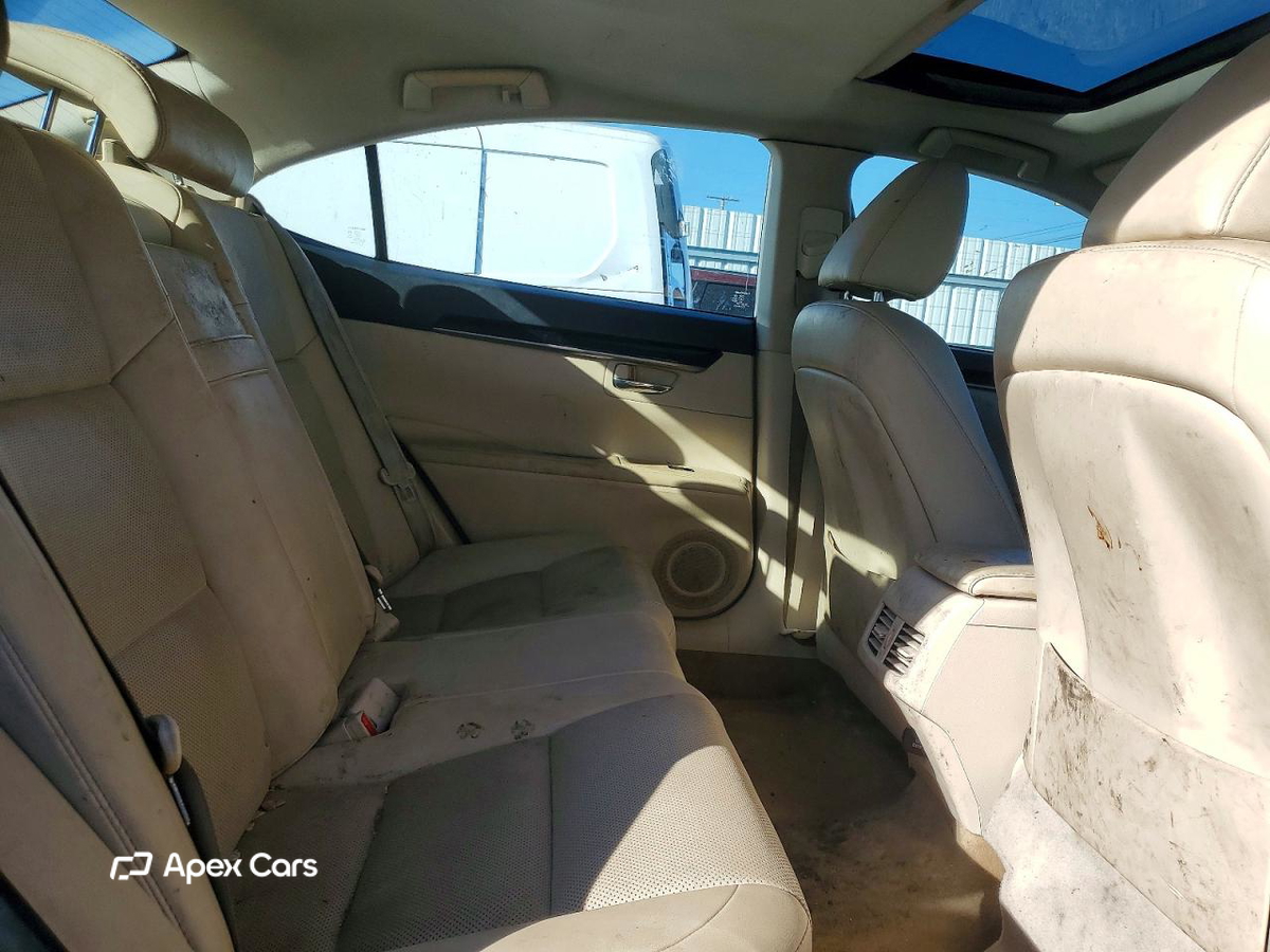 Lexus ES 2015