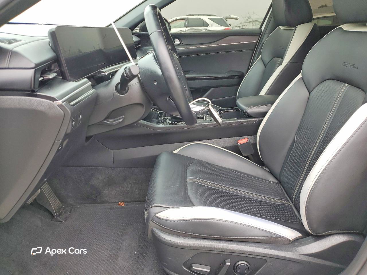 Kia K5 2025
