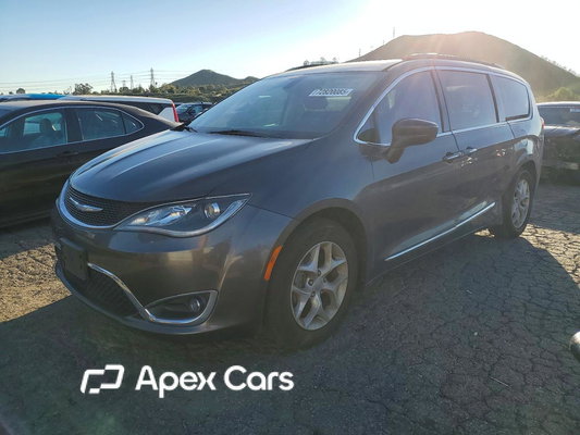 Chrysler Pacifica 2017 - Zdjęcie 1 z 14