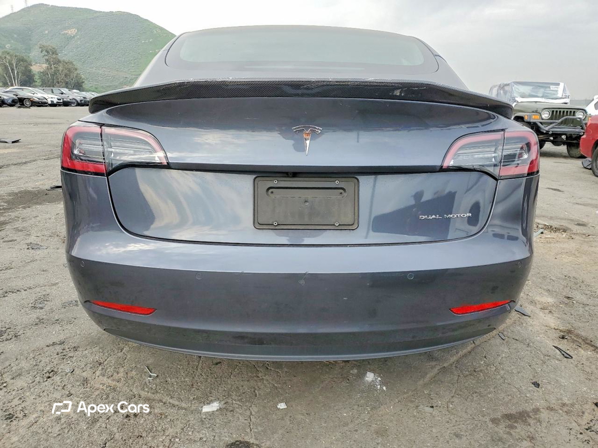 Tesla Model 3 2018
