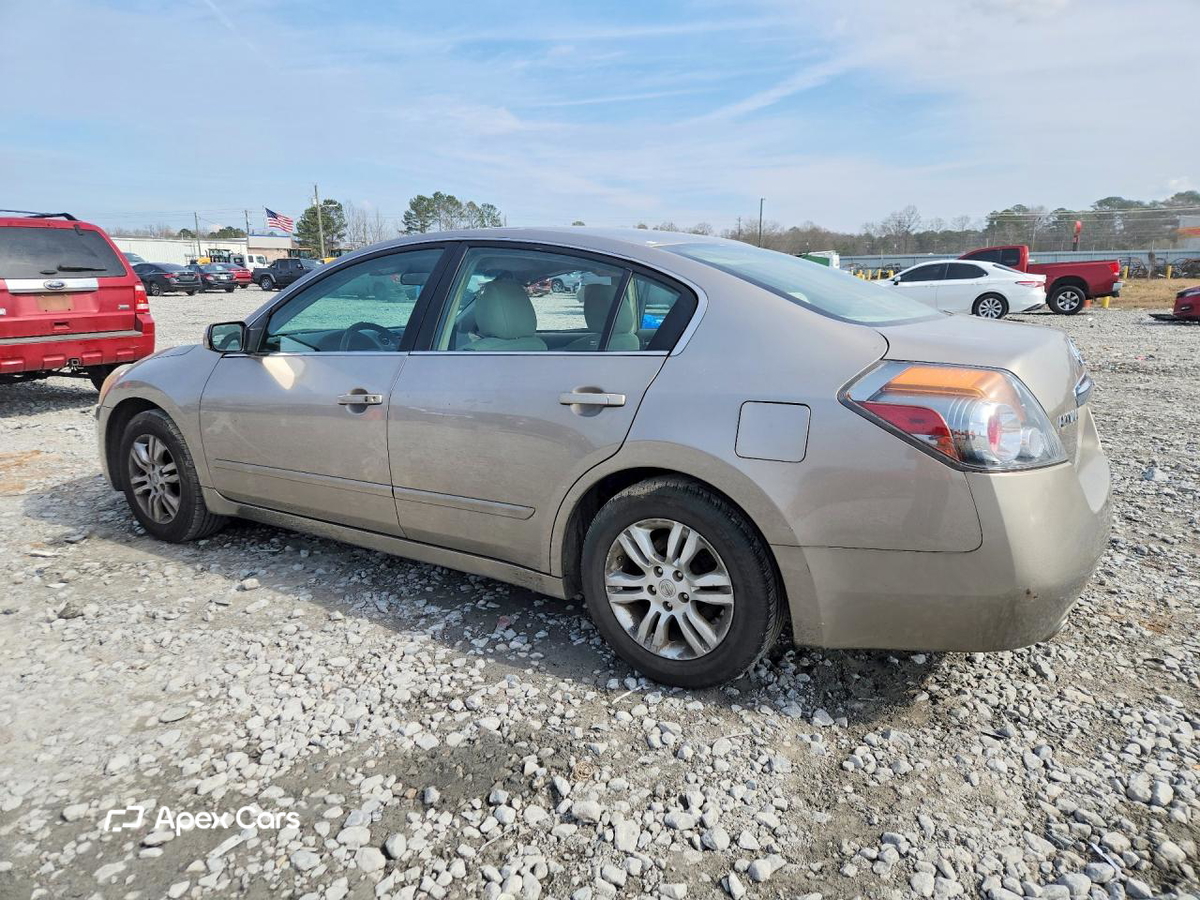Nissan Altima 2011