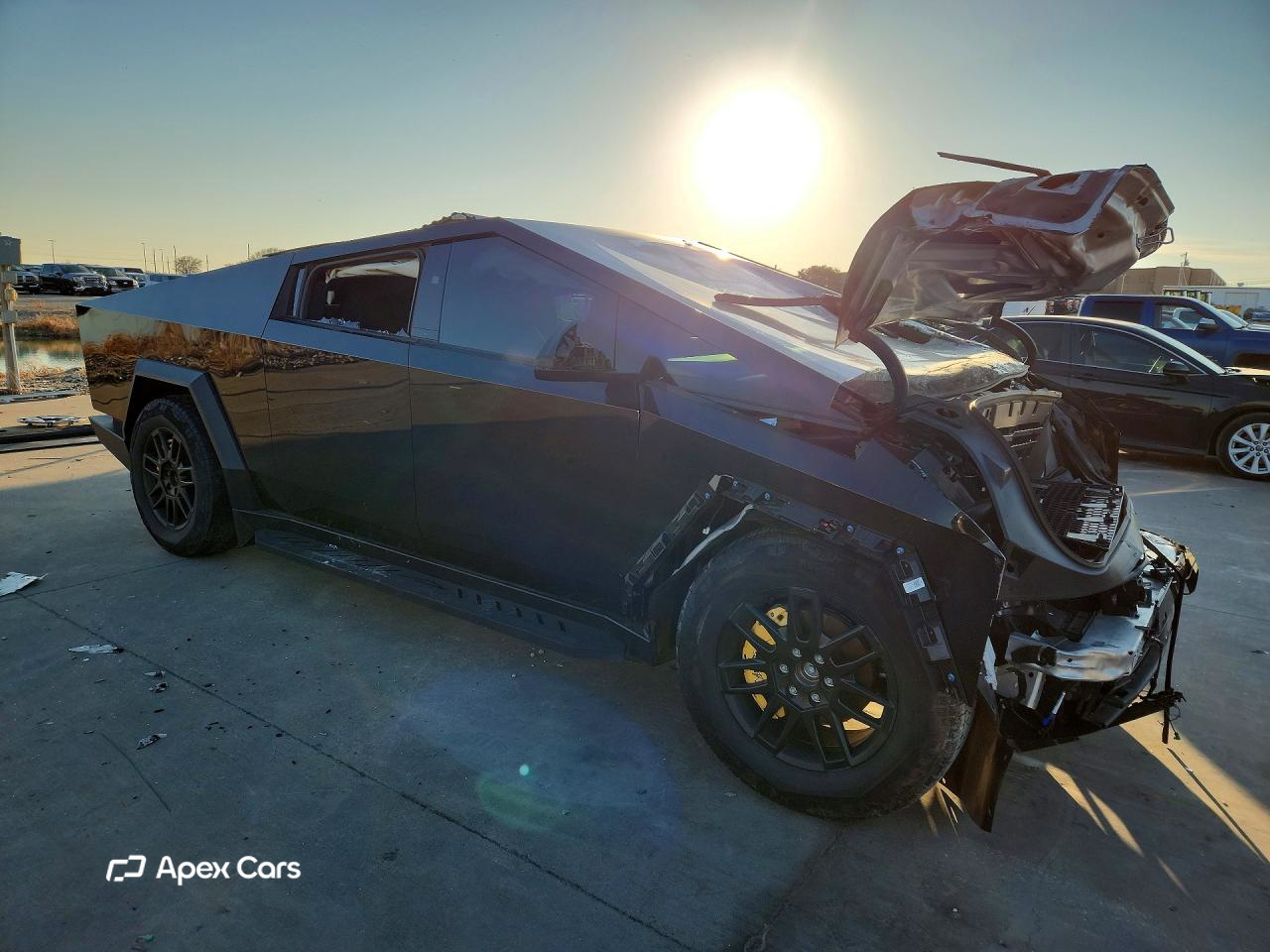 Tesla Cybertruck 2025