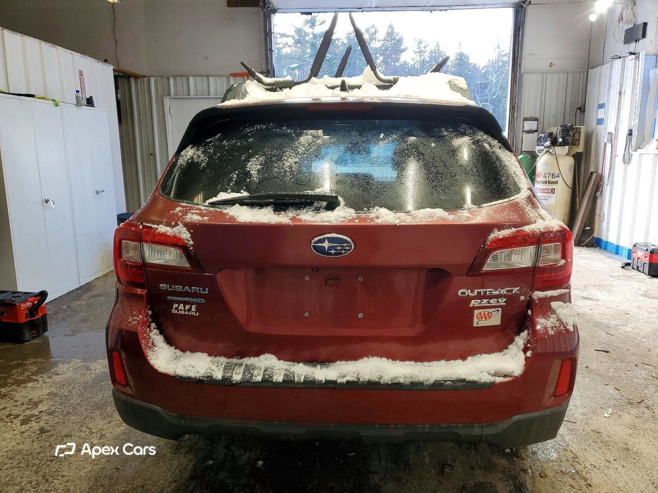 Subaru Outback 2016