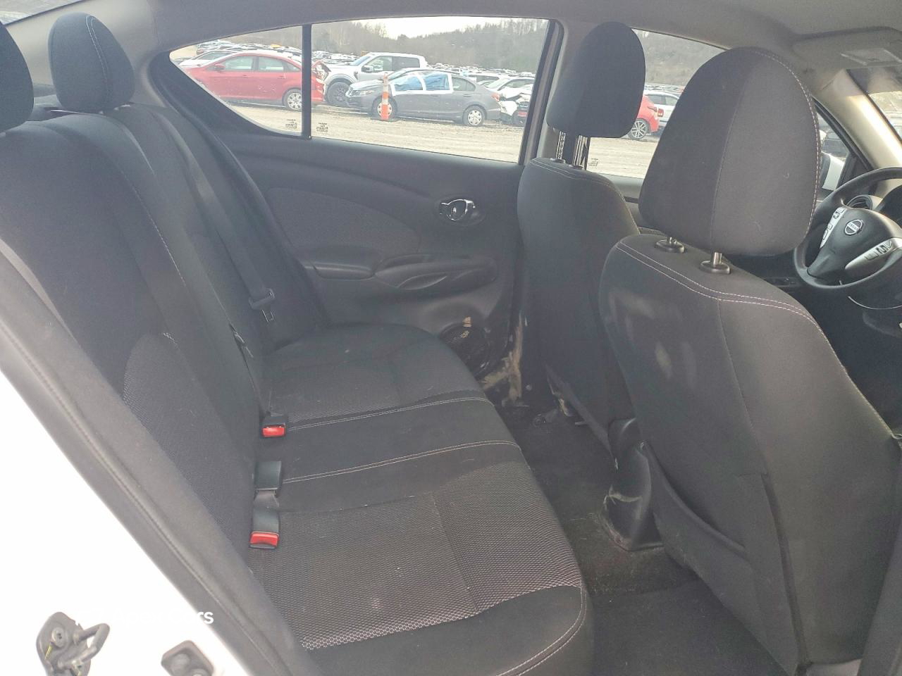 Nissan Versa 2016