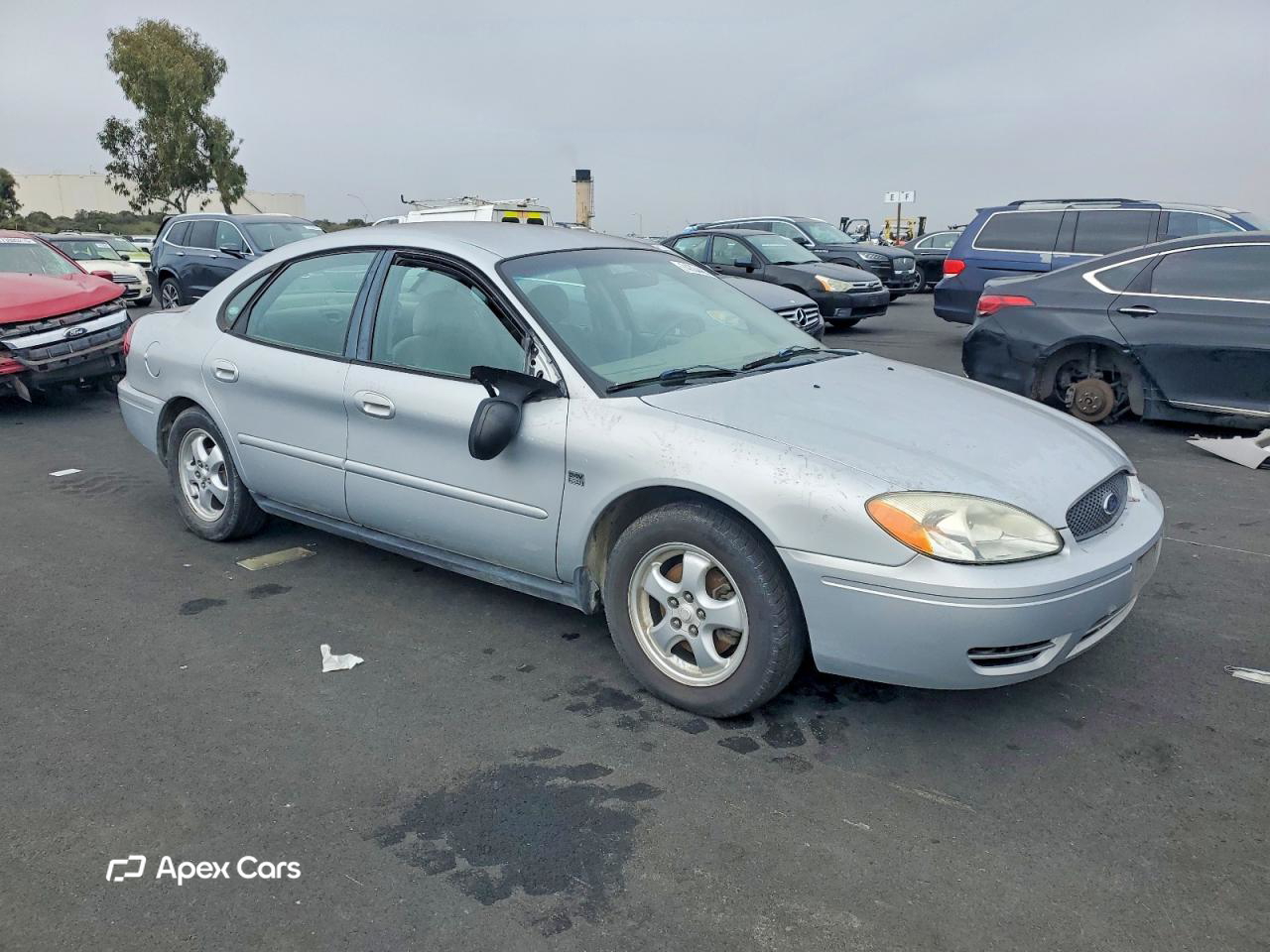 Ford Taurus 2004