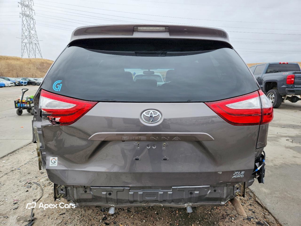 Toyota Sienna 2017