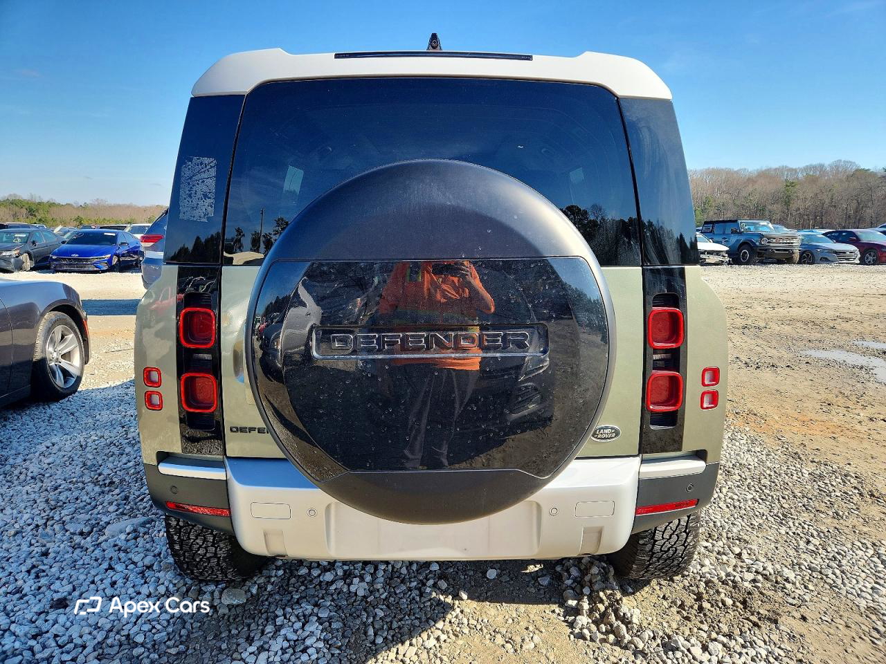 Land Rover Defender 2020