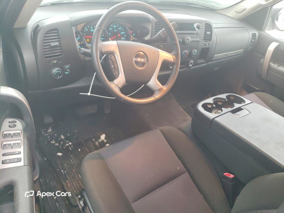 GMC Sierra 2010