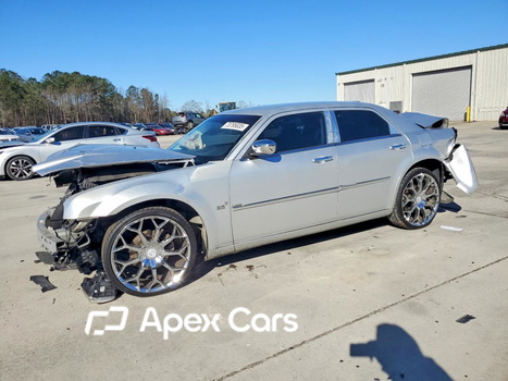 Chrysler 300 2010 - Image 1 of 13