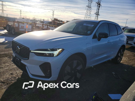 Volvo XC60 2025 - Image 1 of 12