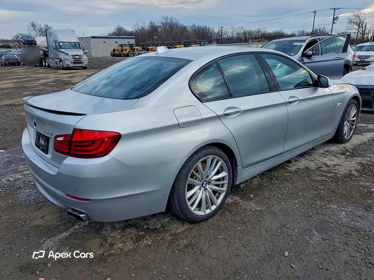 BMW Series 5 2012