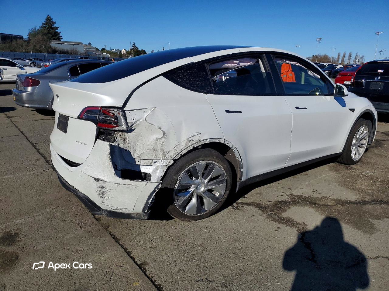 Tesla Model Y 2023