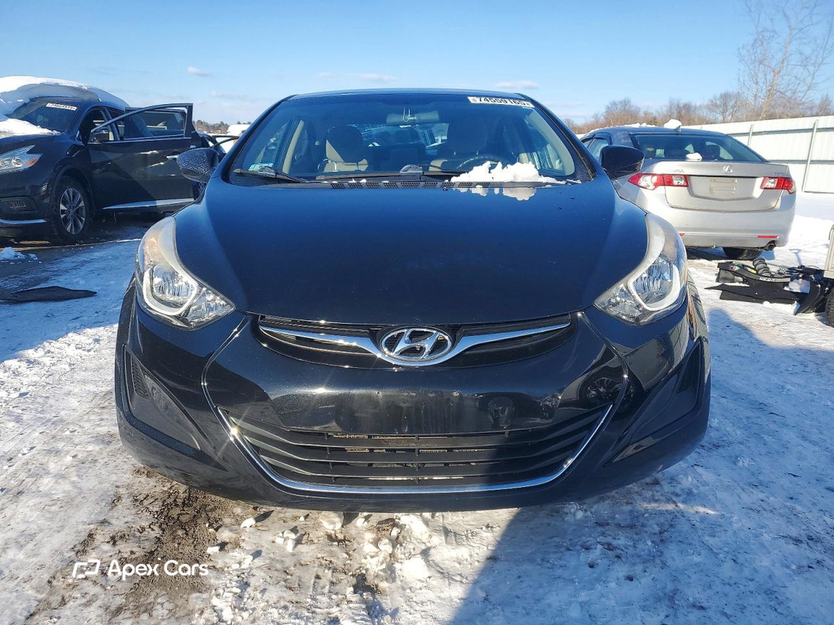 Hyundai Elantra 2016