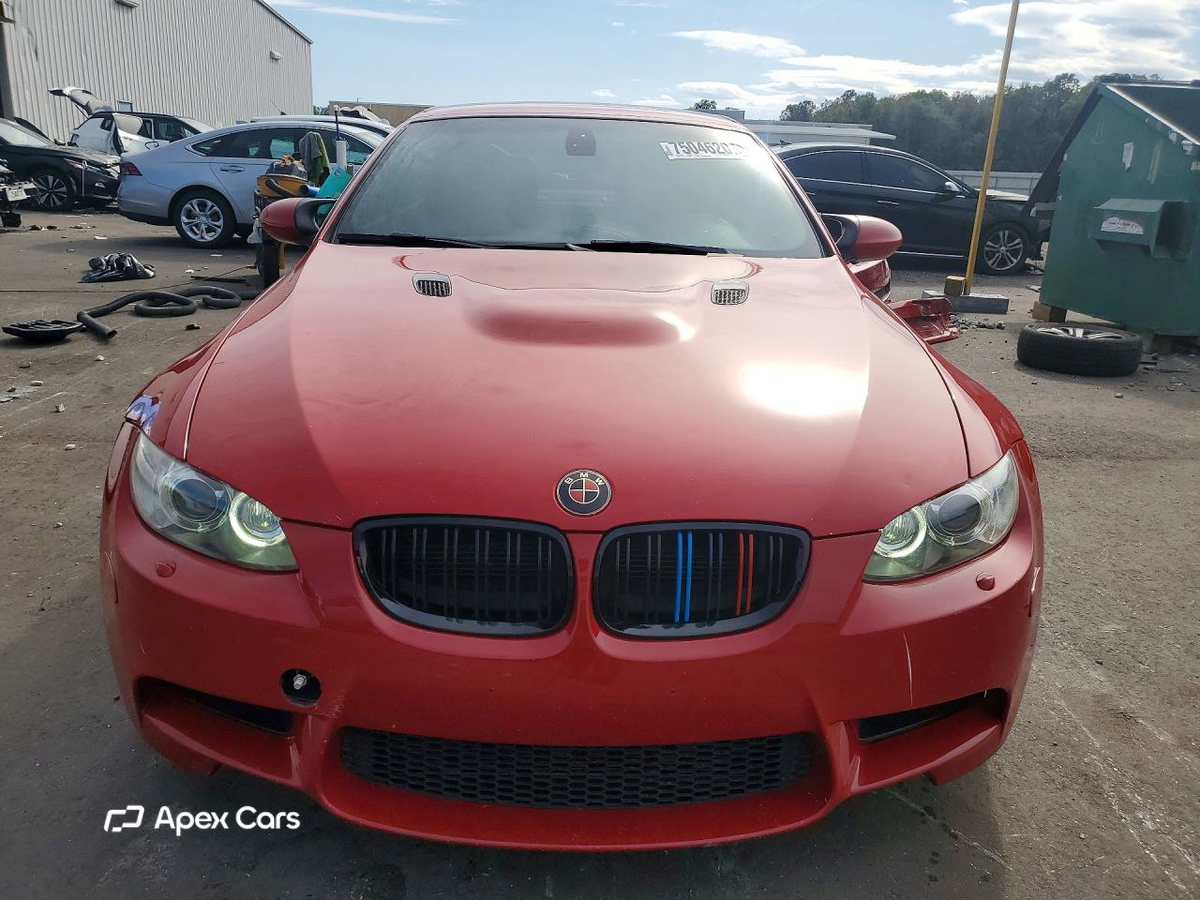 BMW M3 2011