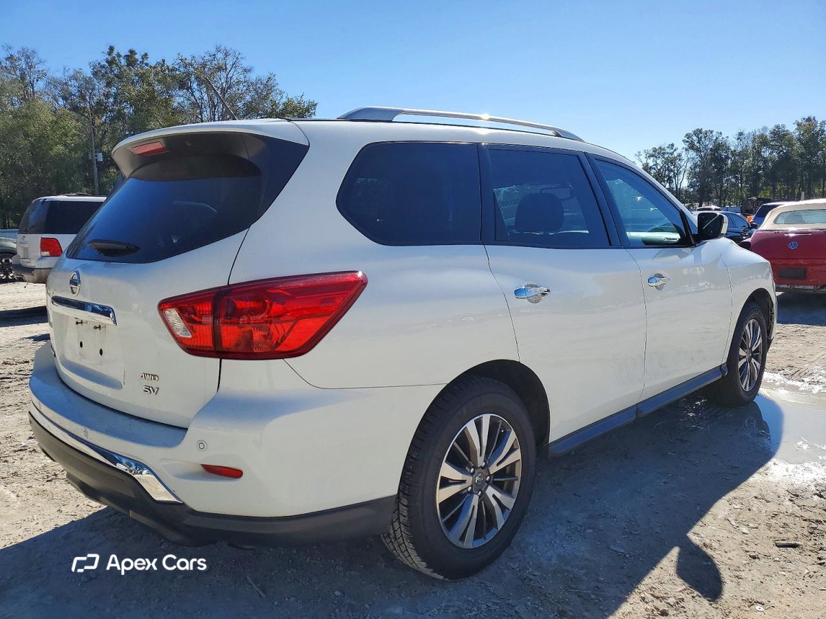 Nissan Pathfinder 2017
