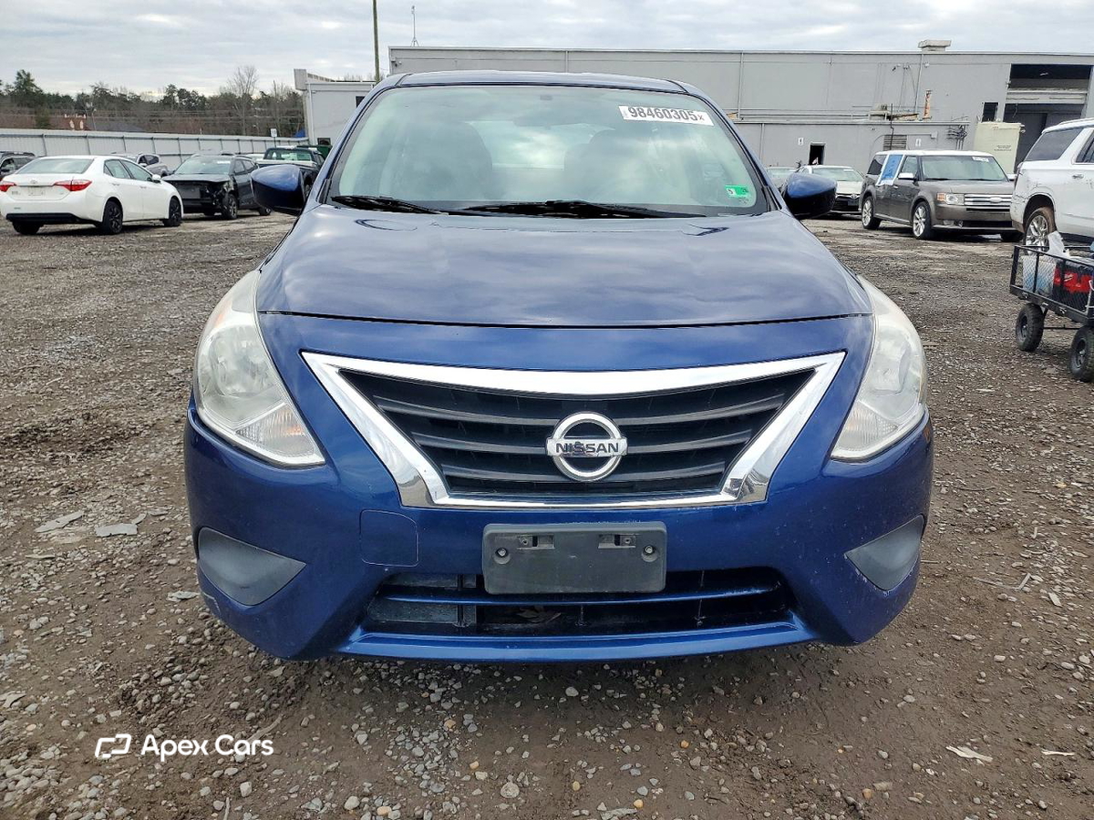 Nissan Versa 2019