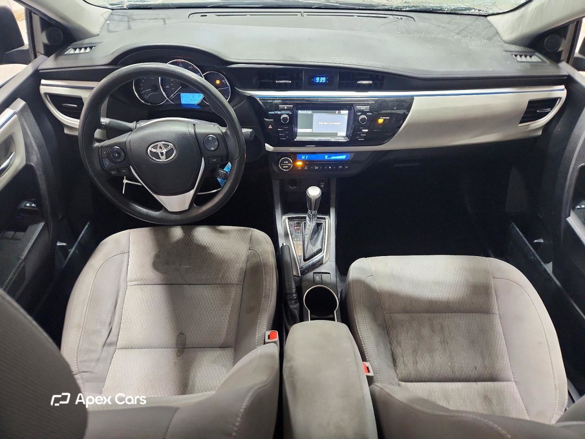 Toyota Corolla 2015